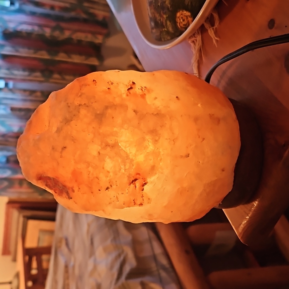 Himalayan salt lamp